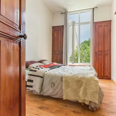 بيت للعطل House Myriam سانت-بريفين-لي-بان